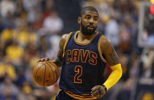 对方防线的 对方防线的